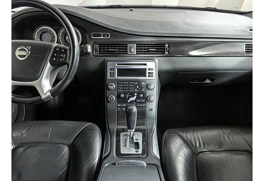 Volvo XC70 2.4 D5 Geartronic AWD (205 л.с.) Коричневый в АВИЛОН. Слайд №14