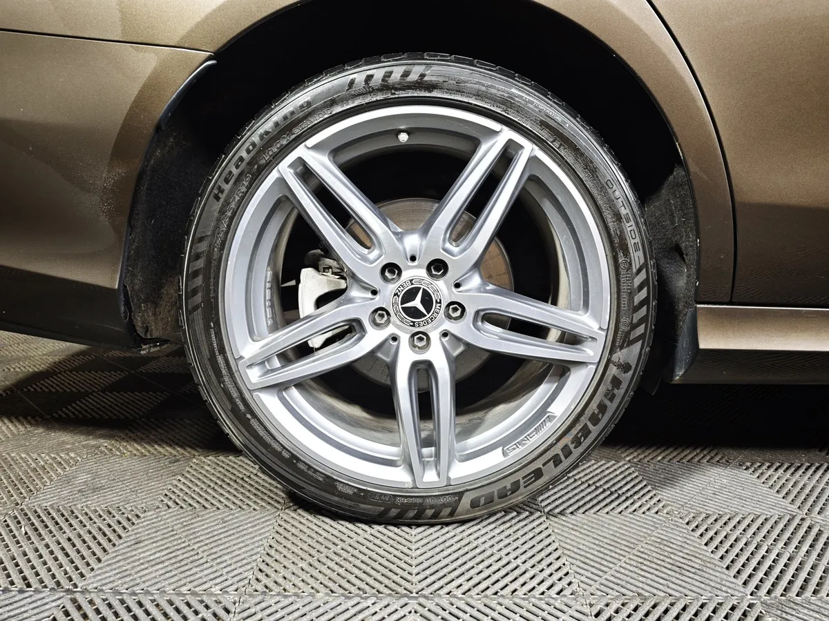 Mercedes-Benz E-Класс E 200 4MATIC 9G-TRONIC (184 л.с.) Sport Plus Коричневый в АВИЛОН. Слайд №9