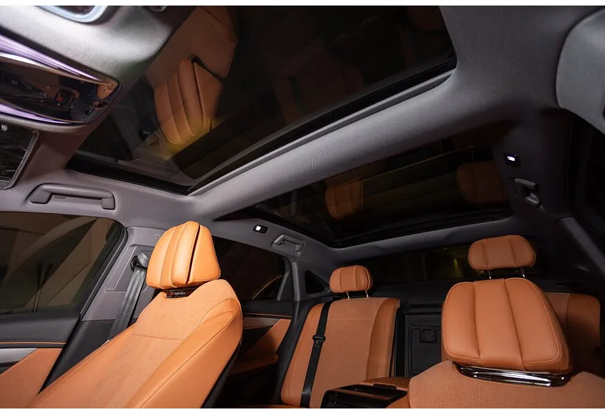 Voyah Passion 1.5 AT AWD (530 л.с.) Executive Черный в АВИЛОН. Слайд №13