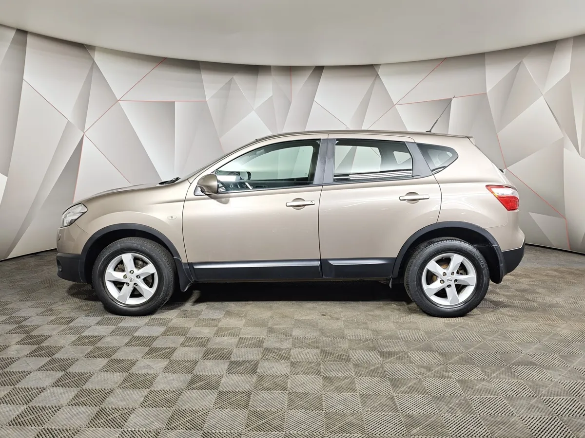 Nissan Qashqai 1.6 CVT FWD (117 л.с.) SE Коричневый в АВИЛОН. Слайд №5