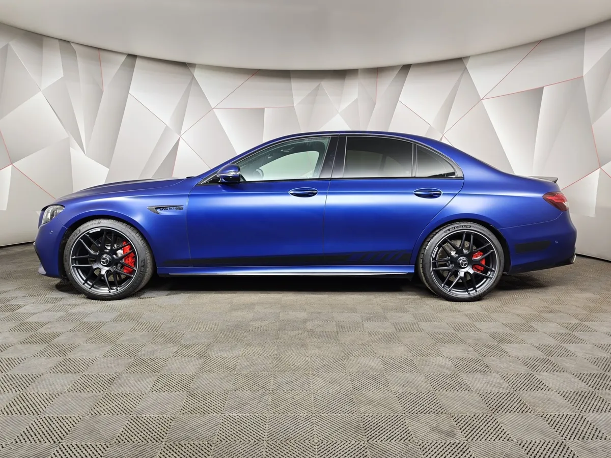 Mercedes-Benz E-Класс E 63 S AMG 4MATIC+ 9G-TRONIC (612 л.с.) Синий в АВИЛОН. Слайд №5