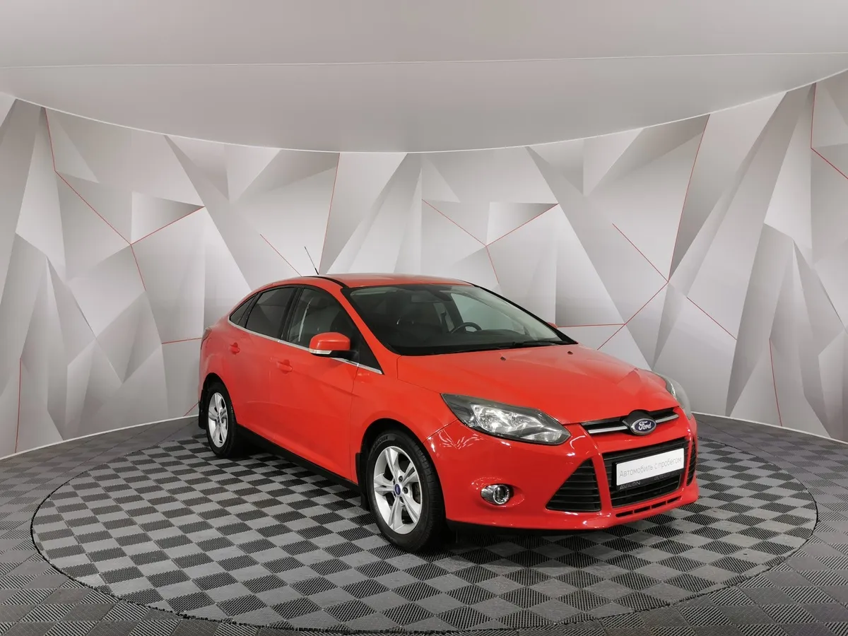 Ford Focus 1.6 Ti-VCT MT (125 л.с.) SYNC Edition Красный в АВИЛОН. Слайд №3