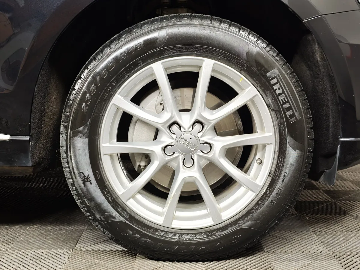 Audi Q5 2.0 TFSI Tiptronic quattro (225 л.с.) Черный в АВИЛОН. Слайд №9