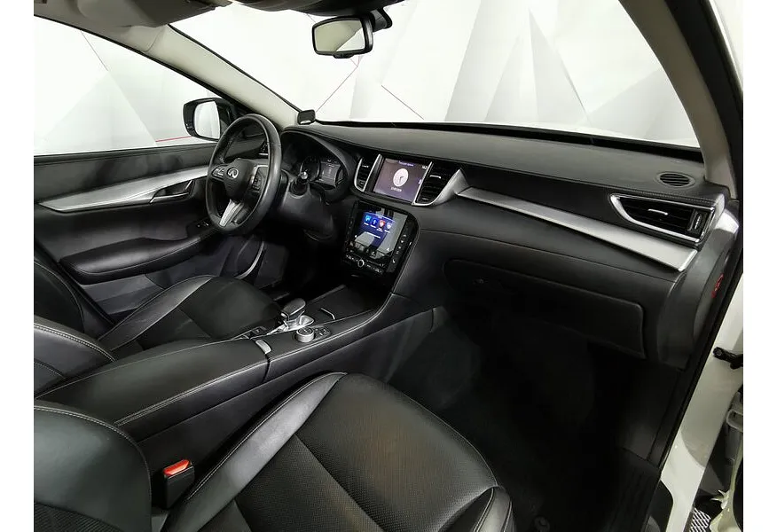 АВИЛОН - Infiniti QX50 2.0 VC-T CVT AWD (249 л.с.) Essential Белый - slide 9