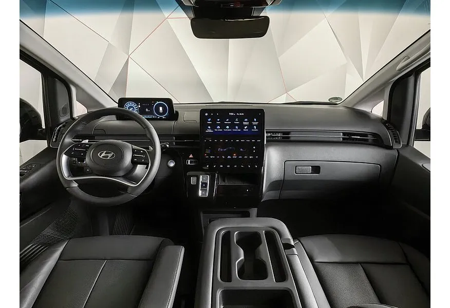 Hyundai Staria 1.6h 6AT 2WD (245 л.с.) Family Черный в АВИЛОН. Слайд №14