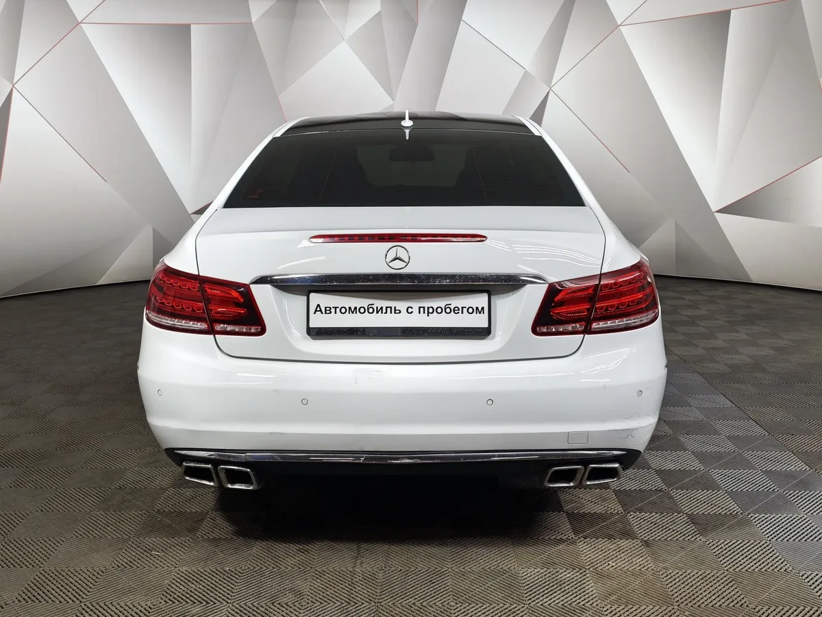 Mercedes-Benz E-Класс E 200 T BlueEfficiency 7G-Tronic Plus (184 л.с.) Белый в АВИЛОН. Слайд №8