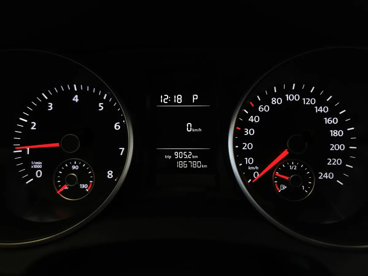 Volkswagen Golf 1.4 TSI DSG (122 л.с.) Trendline Белый в АВИЛОН. Слайд №16