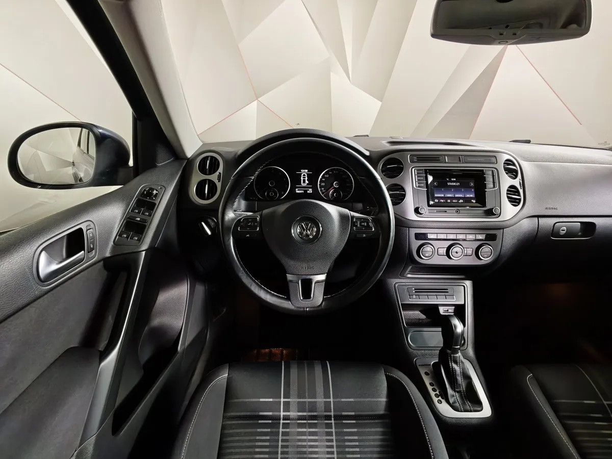 Volkswagen Tiguan 2.0 TSI 4Motion AT (180 л.с.) CLUB Синий в АВИЛОН. Слайд №20