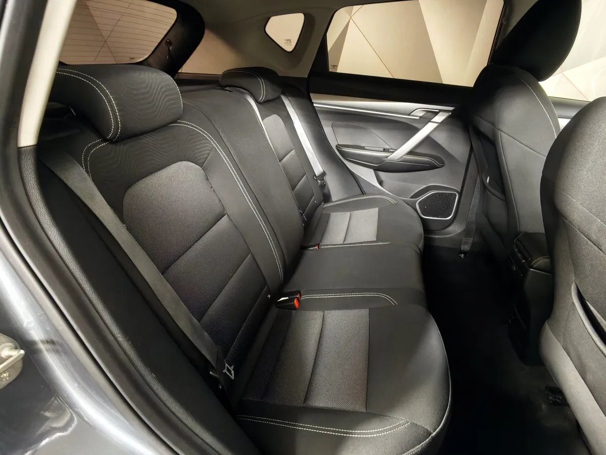 Geely Coolray 1.5T 7DCT 2WD (150 л.с.) Comfort Серый в АВИЛОН. Слайд №16