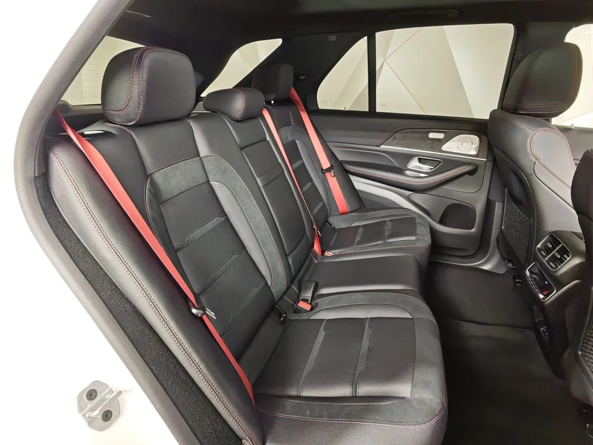 Mercedes-Benz GLE 53 9G 4MATIC+ (435 л.с.) Белый в АВИЛОН. Слайд №16