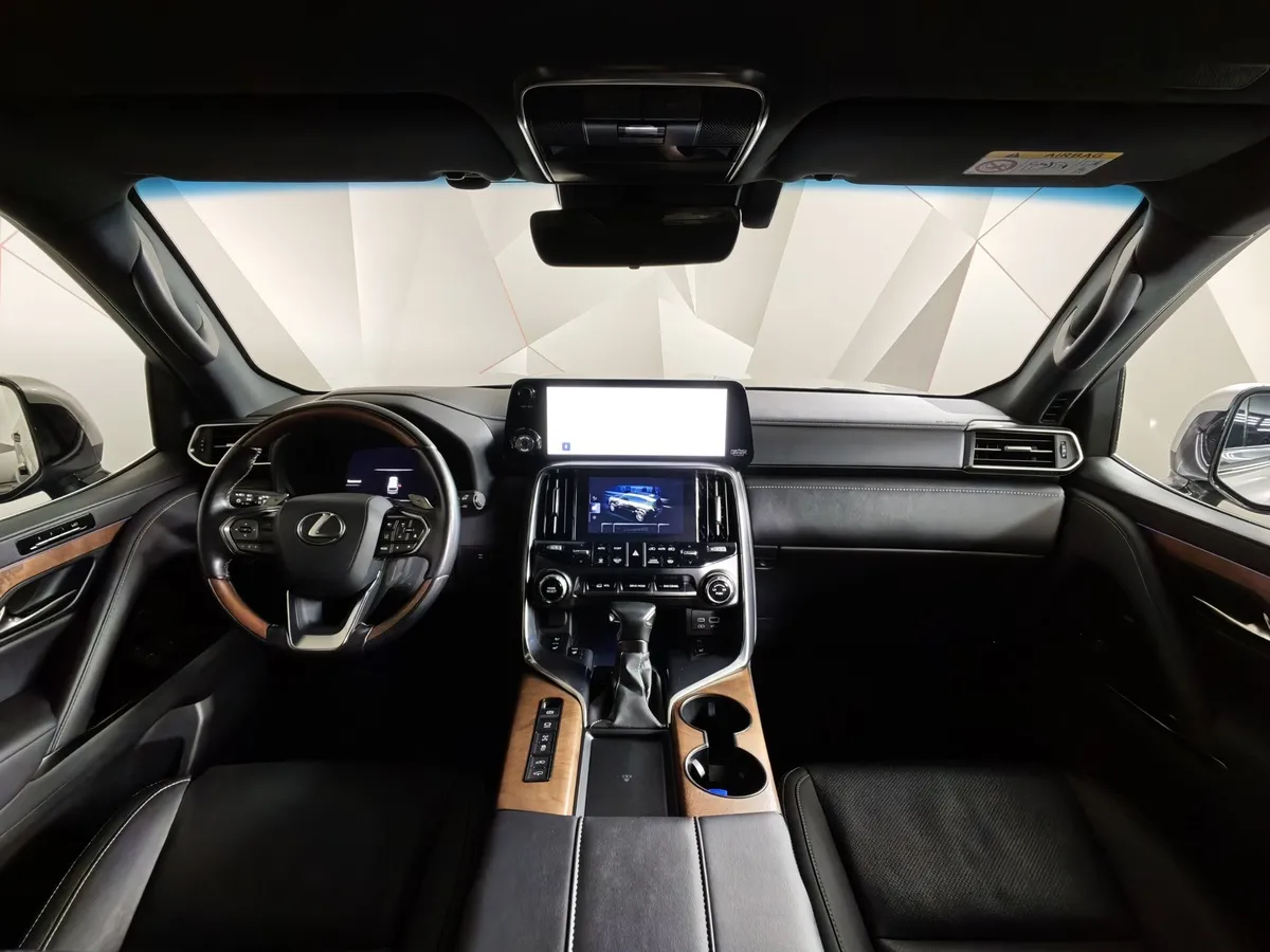 Lexus LX 500d 3.4 AT 4WD (299 л.с.) Active Серый в АВИЛОН. Слайд №14