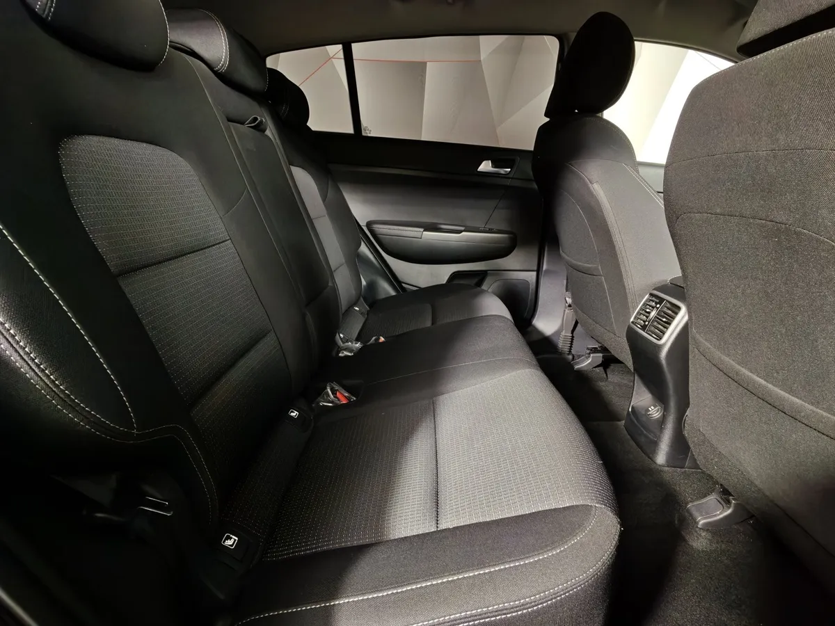 Kia Sportage 2.0 AT 2WD (150 л.с.) Luxe Edition Plus Синий в АВИЛОН. Слайд №16