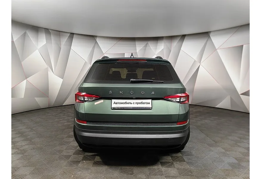 Skoda Kodiaq 1.4 TSI DSG (150 л.с.) Зеленый в АВИЛОН. Слайд №6