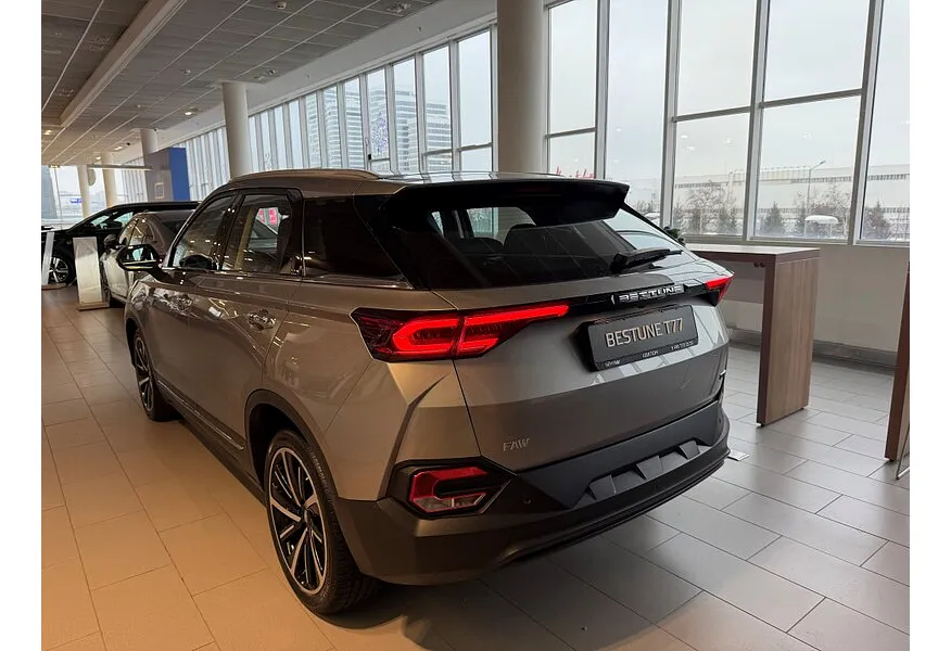 FAW Bestune T77 1.5 DCT (160 л.с.) Prestige Серебристый в АВИЛОН. Слайд №6