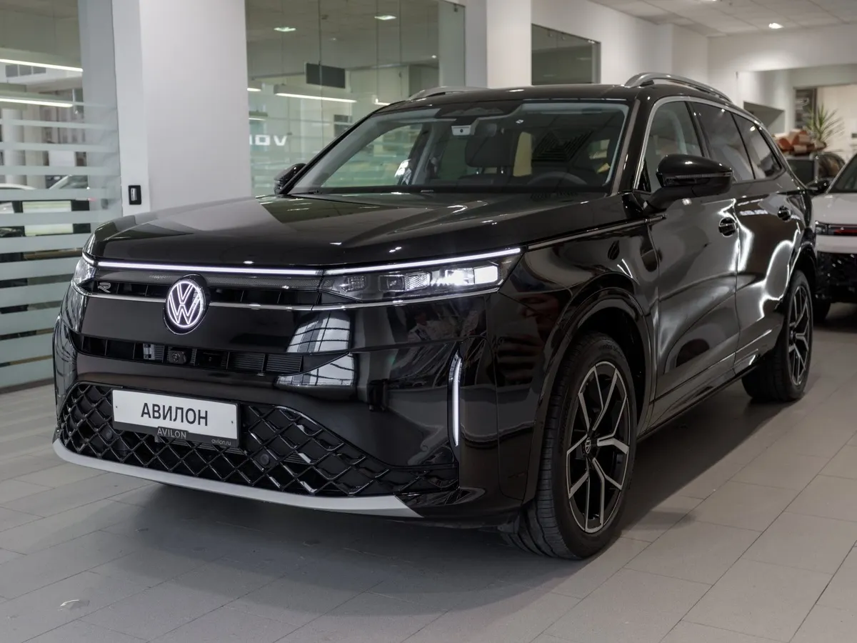 АВИЛОН - Volkswagen Tavendor 2.0 DSG 4WD (272 л.с.) Р-Лайн Тоуринг Черный - slide 10190846