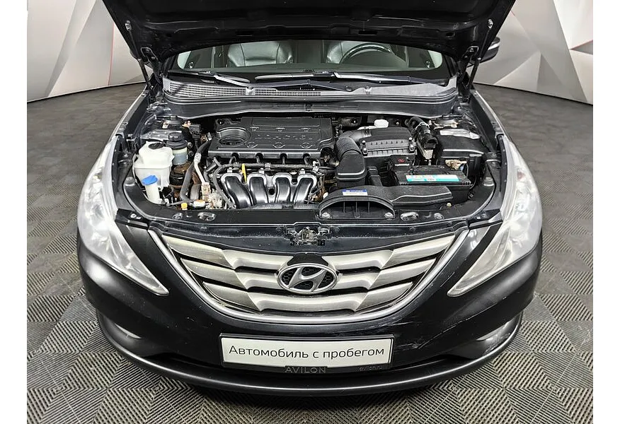 Hyundai Sonata 2.0 MPi AT (150 л.с.) Черный в АВИЛОН. Слайд №10