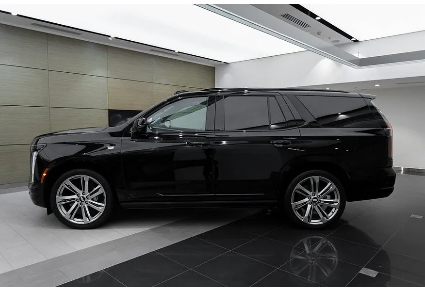 Cadillac Escalade 6.2 V8 AT AWD (420 л.с.) Sport Platinum Черный в АВИЛОН. Слайд №3 Cadillac Escalade 6.2 V8 AT AWD (420 л.с.) Sport Platinum Черный в АВИЛОН. Слайд №3