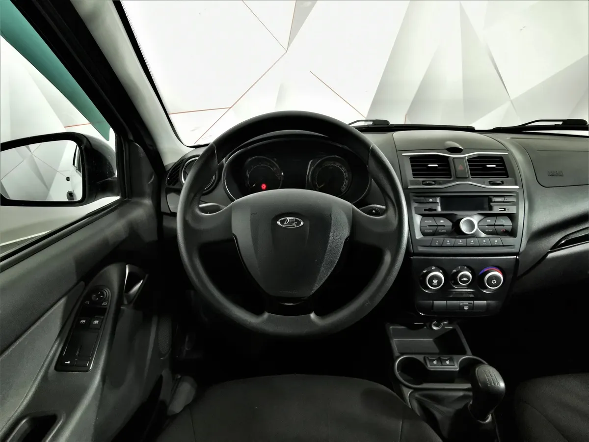 ВАЗ (Lada) Granta 1.6 MT (106 л.с.) Белый в АВИЛОН. Слайд №19