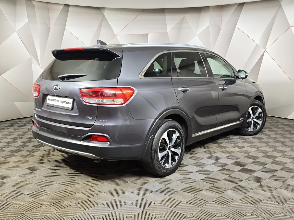 Kia Sorento 2.2 D AT AWD (5 мест) (200 л.с.) Prestige Серый в АВИЛОН. Слайд №2