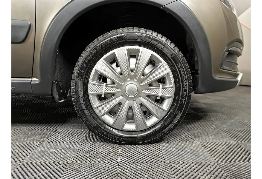 ВАЗ (Lada) Granta 1.6 MT (106 л.с.) Коричневый в АВИЛОН. Слайд №9