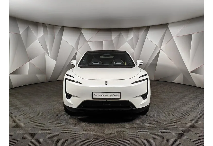 Avatr 11 Ultra-long Range Dual Motor AT 4WD (578 л.с.)  Luxury Edition  Белый в АВИЛОН. Слайд №7