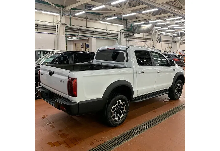 Sollers ST9 2.0G 8AT AWD (224 л.с.) Ultimate Белый в АВИЛОН. Слайд №4