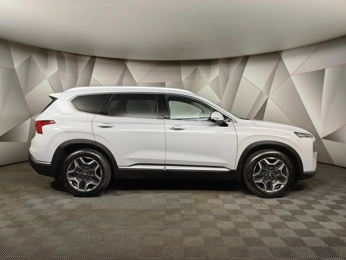 Hyundai Santa Fe 2.2 CRDi AWD 8AT (200 л.с.) High-Tech Белый в АВИЛОН. Слайд №6