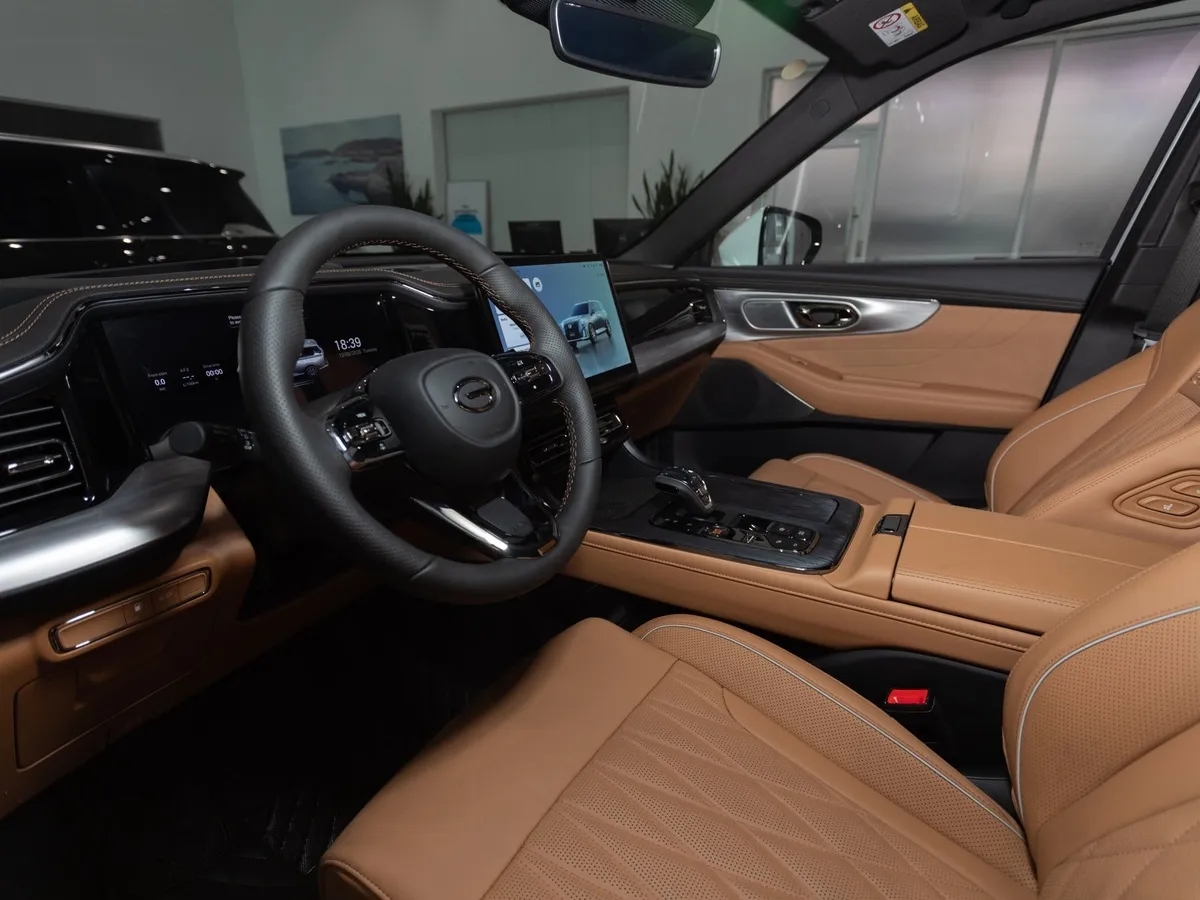GAC GS8 2.0T 4WD (231 л.с.) GT Черный в АВИЛОН. Слайд №6
