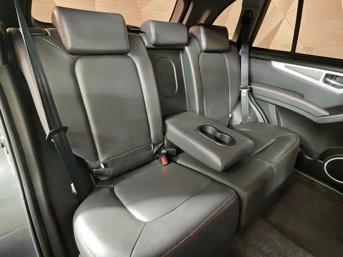Lifan X60 1.8 CVT (128 л.с.) Серый в АВИЛОН. Слайд №17