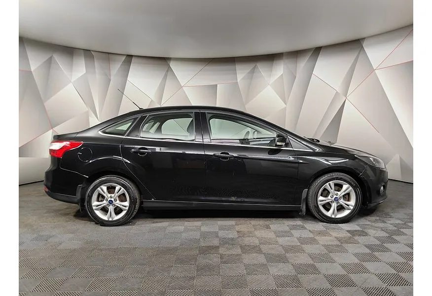 Ford Focus 1.6 PowerShift (125 л.с.) Trend Sport Черный в АВИЛОН. Слайд №6
