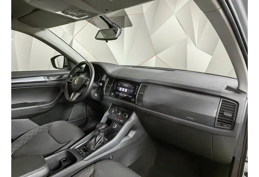 Skoda Kodiaq 1.4 TSI DSG (150 л.с.) Серебристый в АВИЛОН. Слайд №11