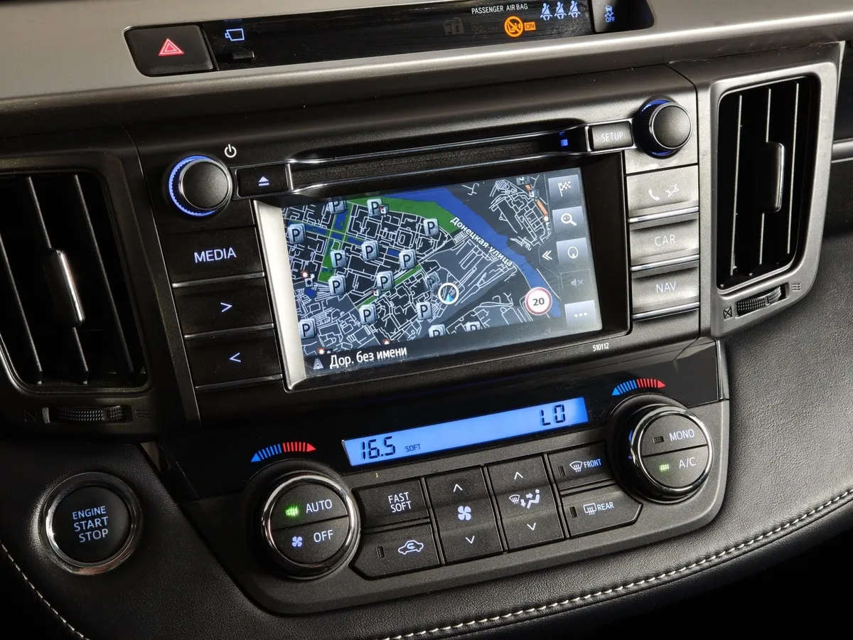 Toyota RAV4 2.0 CVT (148 л.с.) Стандарт Синий в АВИЛОН. Слайд №21