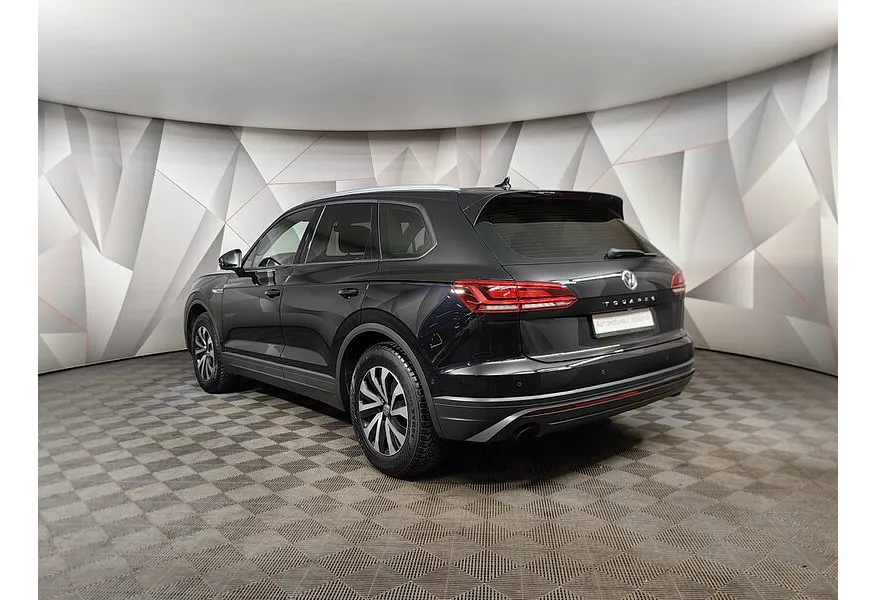 Volkswagen Touareg 2.0 TSI Tiptronic 4Motion (249 л.с.) Respect Черный в АВИЛОН. Слайд №4