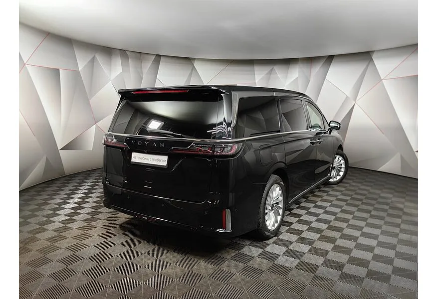 Voyah Dream EVR 1.5 AT AWD (395 л.с.) Черный в АВИЛОН. Слайд №2
