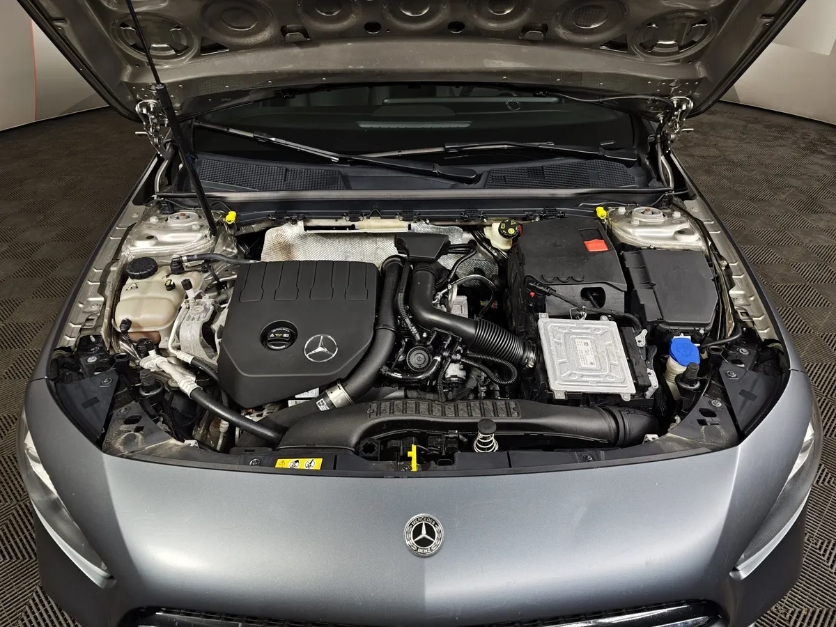 Mercedes-Benz A-Класс A 200 7G-DCT (150 л.с.) Sport Серый в АВИЛОН. Слайд №11