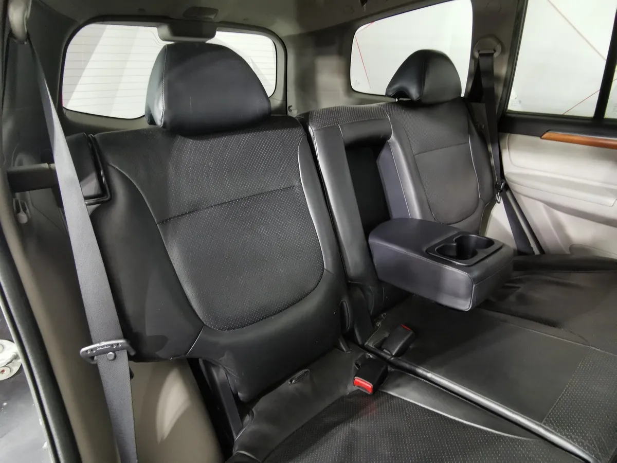 Mitsubishi Pajero Sport 3.2 DI-D MT AWD (160 л.с.) Серый в АВИЛОН. Слайд №16