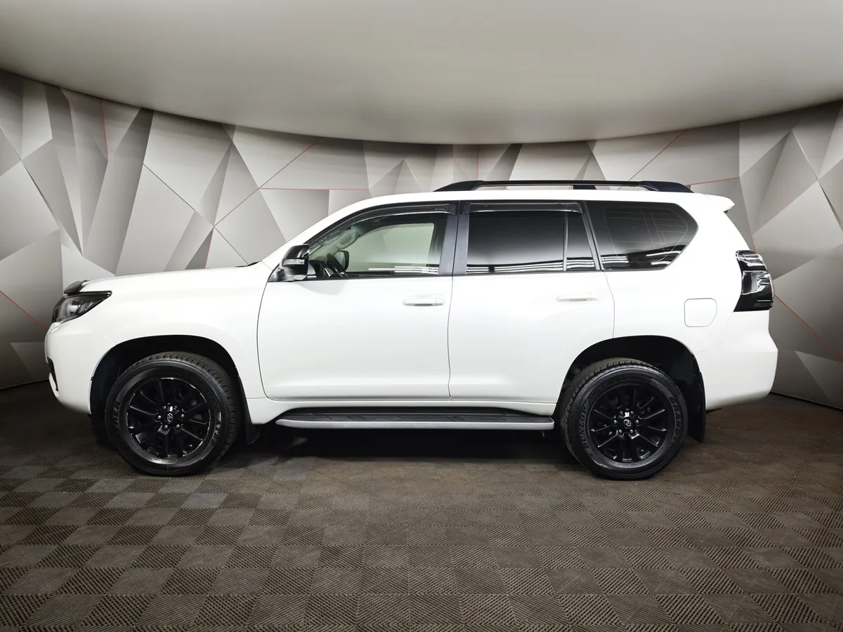 Toyota Land Cruiser Prado 2.8D AT AWD (200 л.с.) Black Vision Белый в АВИЛОН. Слайд №5