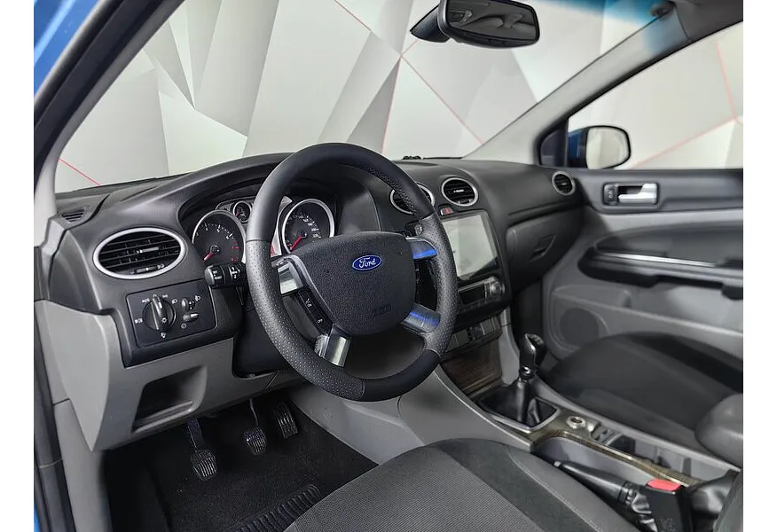 Ford Focus 1.8 MT (125 л.с.) Ghia Синий в АВИЛОН. Слайд №19