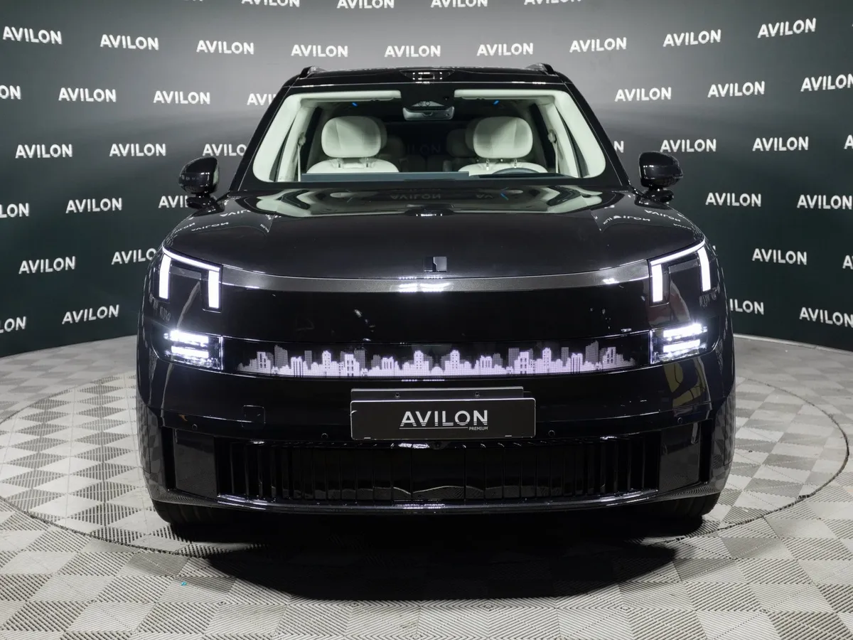 Lynk & Co 900 2.0 AT 4WD (884 л.с.) Ultra Черный в АВИЛОН. Слайд №3
