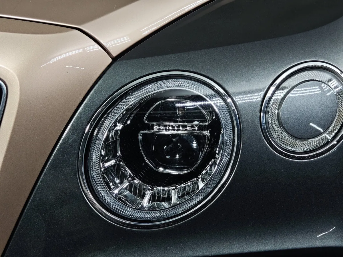 Bentley Bentayga 4.0 AT AWD (550 л.с.) Серый в АВИЛОН. Слайд №10