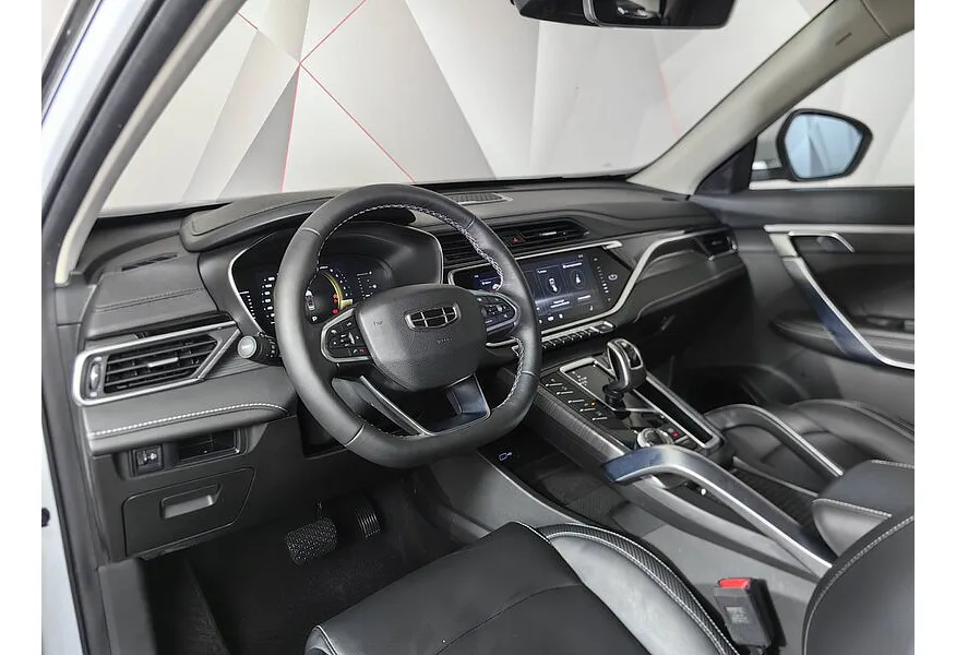 Geely Atlas Pro 1.5T 7DCT AWD (177 л.с.) Luxury Белый в АВИЛОН. Слайд №18