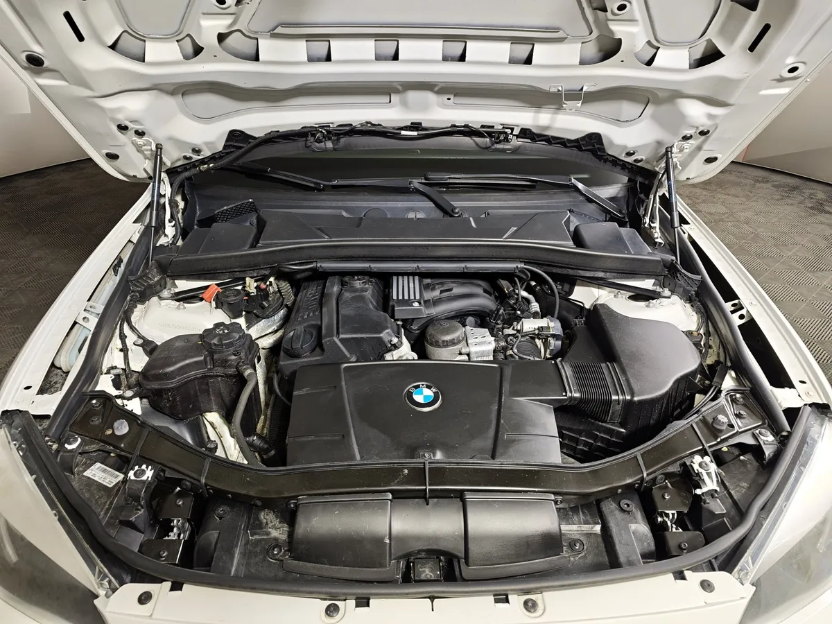 BMW X1 sDrive18i AT (150 л.с.) Белый в АВИЛОН. Слайд №10