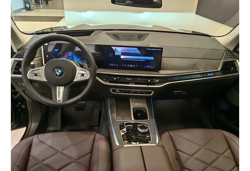 BMW X5 xDrive30Li (258 л.с) X Черный в АВИЛОН. Слайд №9