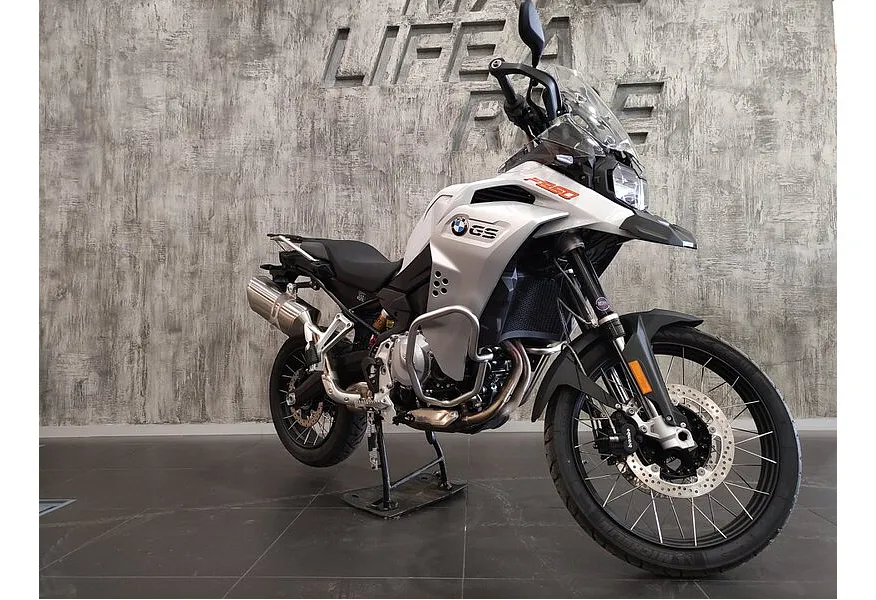BMW Motorrad F 850 GS F 850 GS 853 см³ (95) 853 Белый в АВИЛОН. Слайд №2