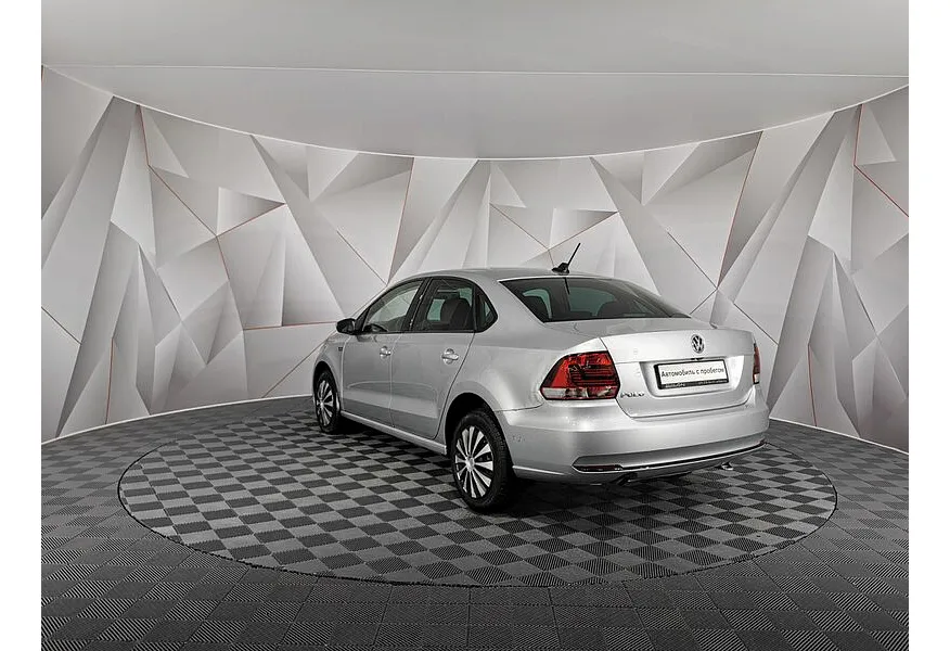 Volkswagen Polo 1.6 MPI MT (110 л.с.) Connect Серебристый в АВИЛОН. Слайд №4