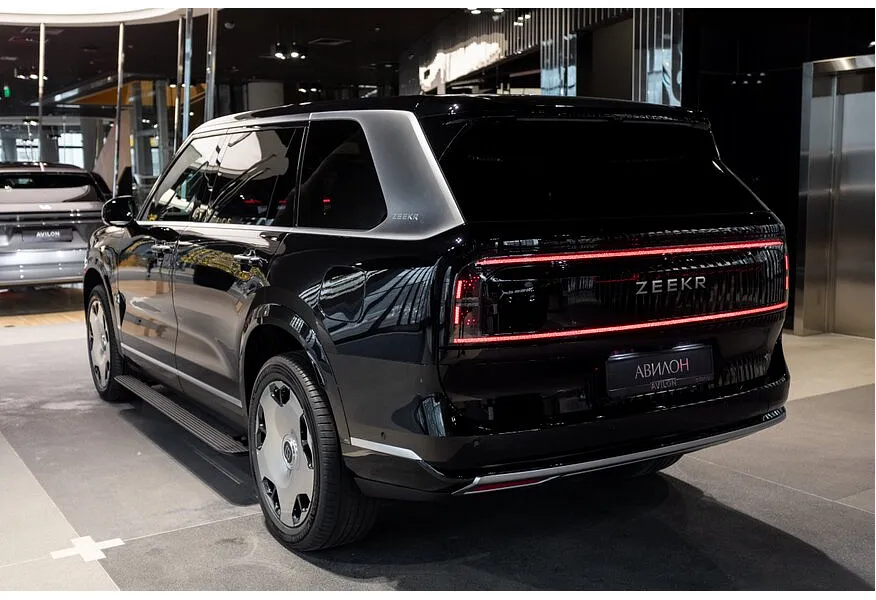 Zeekr 9X 2.0h AT 4WD (1177 л.с.) Ultra Черный в АВИЛОН. Слайд №6