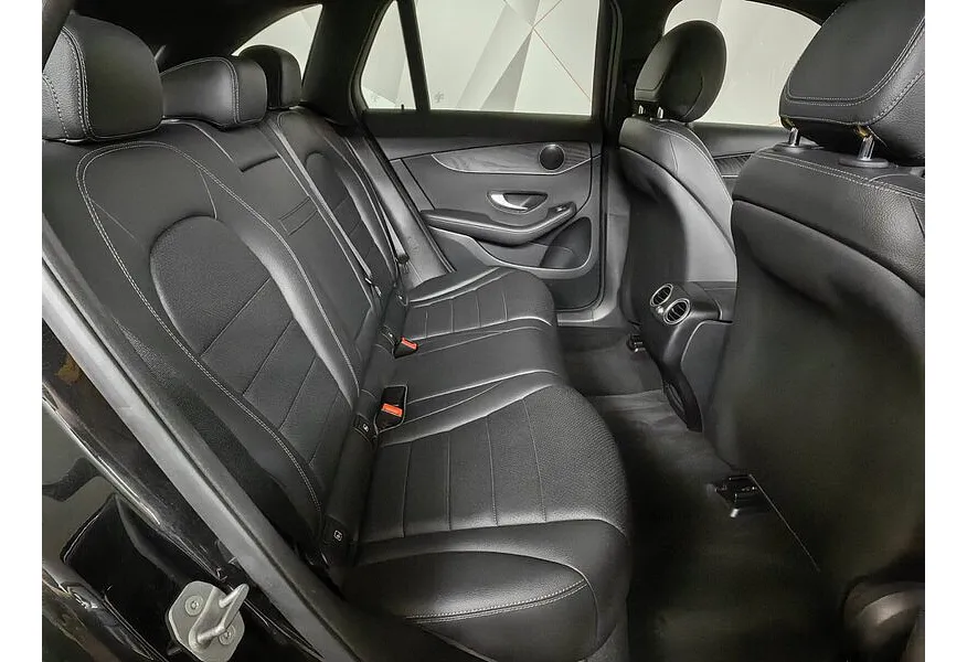 Mercedes-Benz GLC 200 9G-TRONIC 4MATIC (197 л.с.) Premium Черный в АВИЛОН. Слайд №16