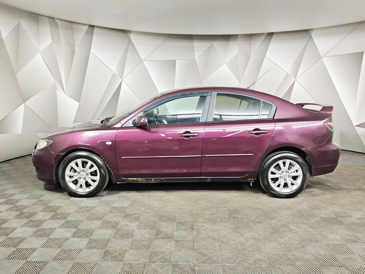 Mazda 3 2.0 MT (150 л.с.) Красный в АВИЛОН. Слайд №5