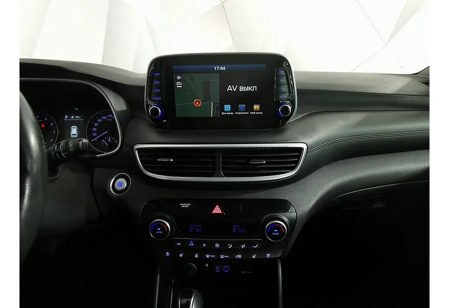 АВИЛОН - Hyundai Tucson 2.4 GDi 6AT 4WD (184 л.с.) WAY Белый - slide 11