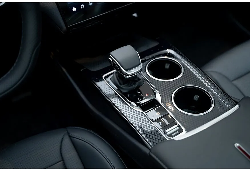 АВИЛОН - Hongqi HS3 2.0T 8AT 4WD (245 л.с.) Deluxe Черный - slide 9